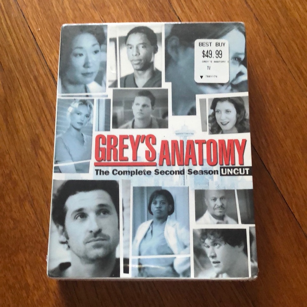 NWT Season 2 Grey’s Anatomy Uncut
